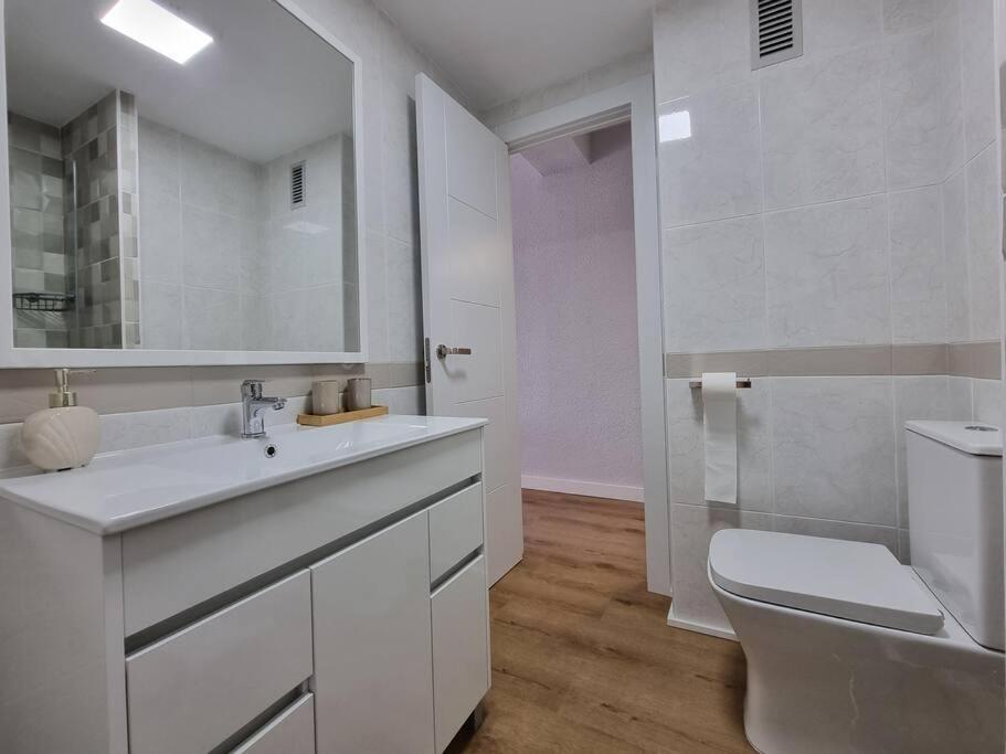 Aguadulce, Apto Santa Monica 2 Hab Con Terraza, Aire, Wifi, A 5 Min De La Playa Агвадульсе Экстерьер фото